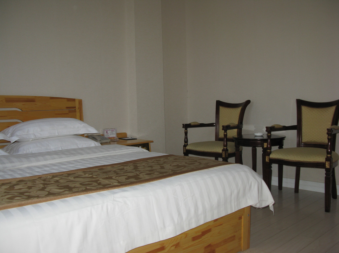 利客来大酒店(青岛李村地铁站店)主图