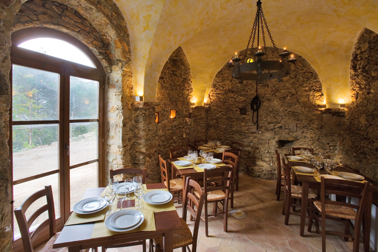 Le Petit Chateau-官方