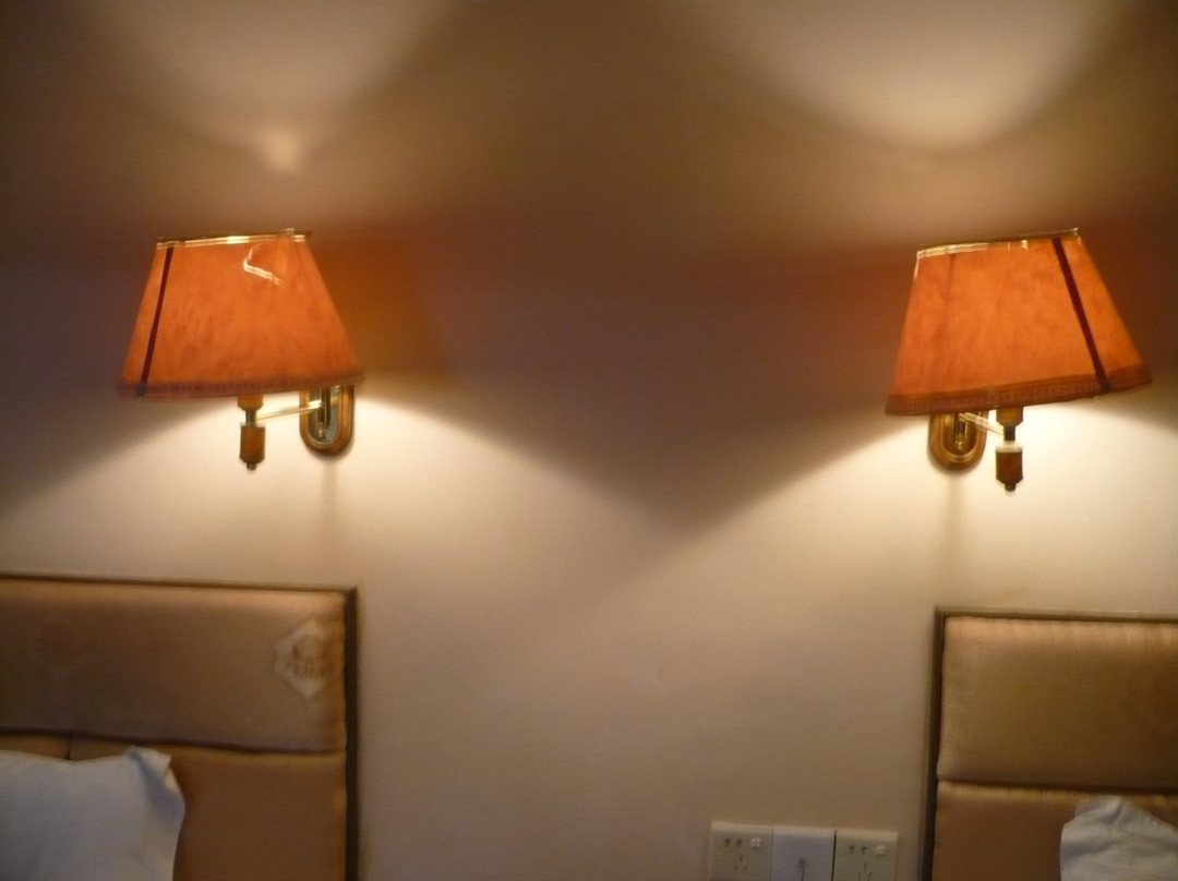 丹霞山温泉假日山庄主图