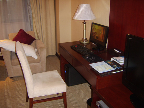 岳西天际大酒店主图