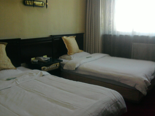 东方御苑大酒店主图