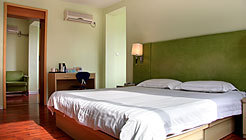 青岛人家商务酒店-客卧