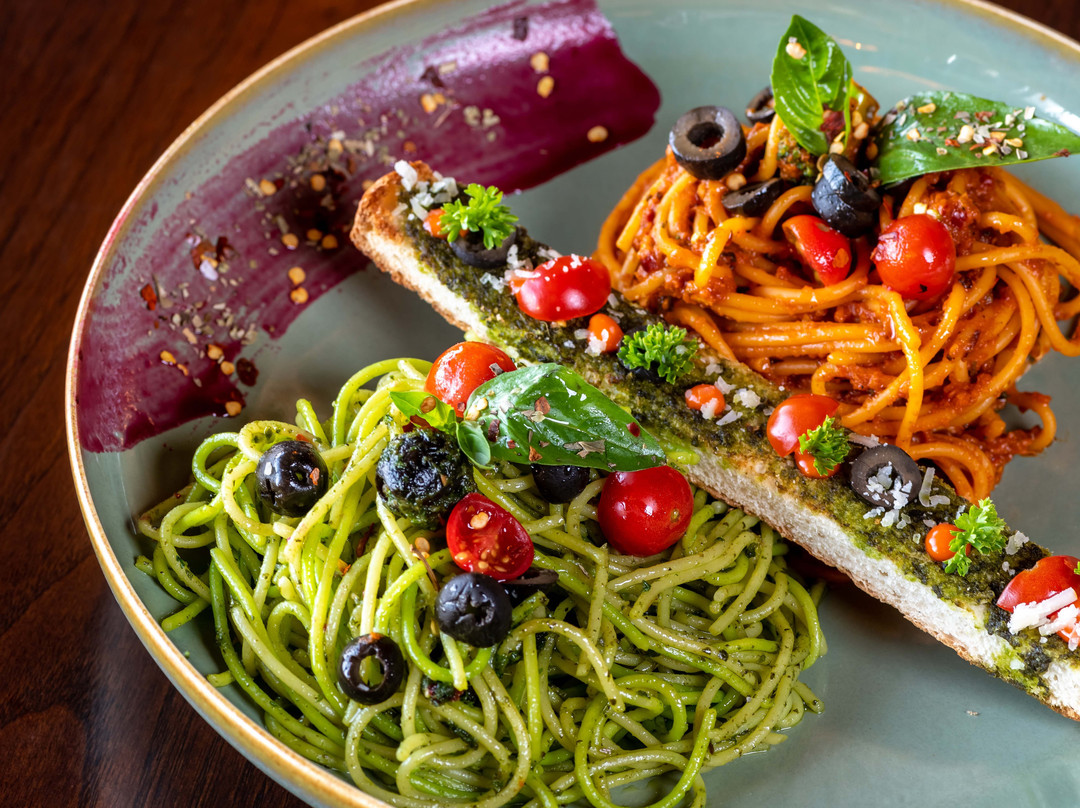 Jalalpur餐馆和美食-Reflex Bar Brewery & Dining