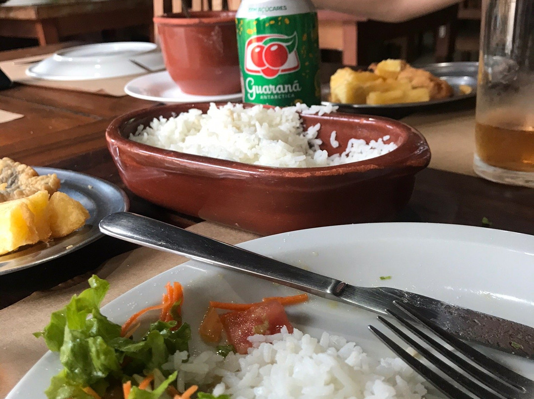 Praia das Cigarras餐馆和美食-Carmella Restaurante