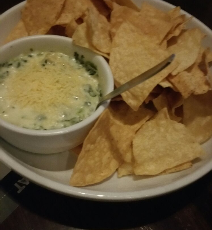 Bar Louie