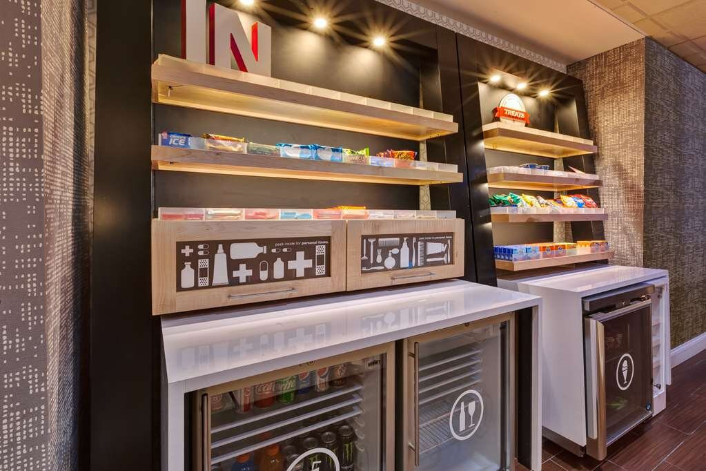 Hampton Inn Princeton主图