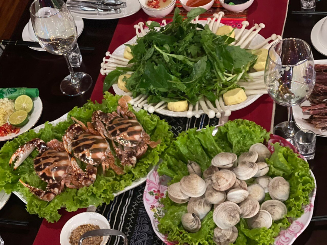 Luong Son Retreat