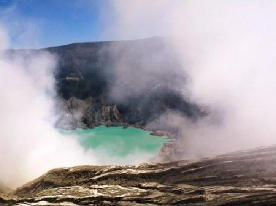 伊真火山景点图片