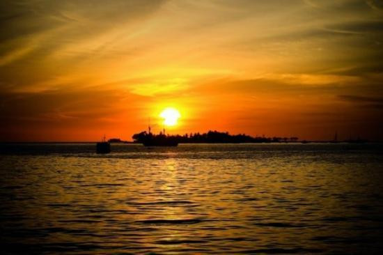 Losari Beach景点图片