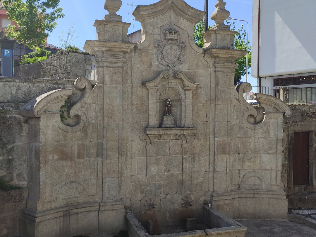 Porta Dos Cavaleiros-维塞乌必去景点