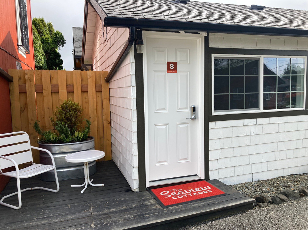 Seaview Cottages主图