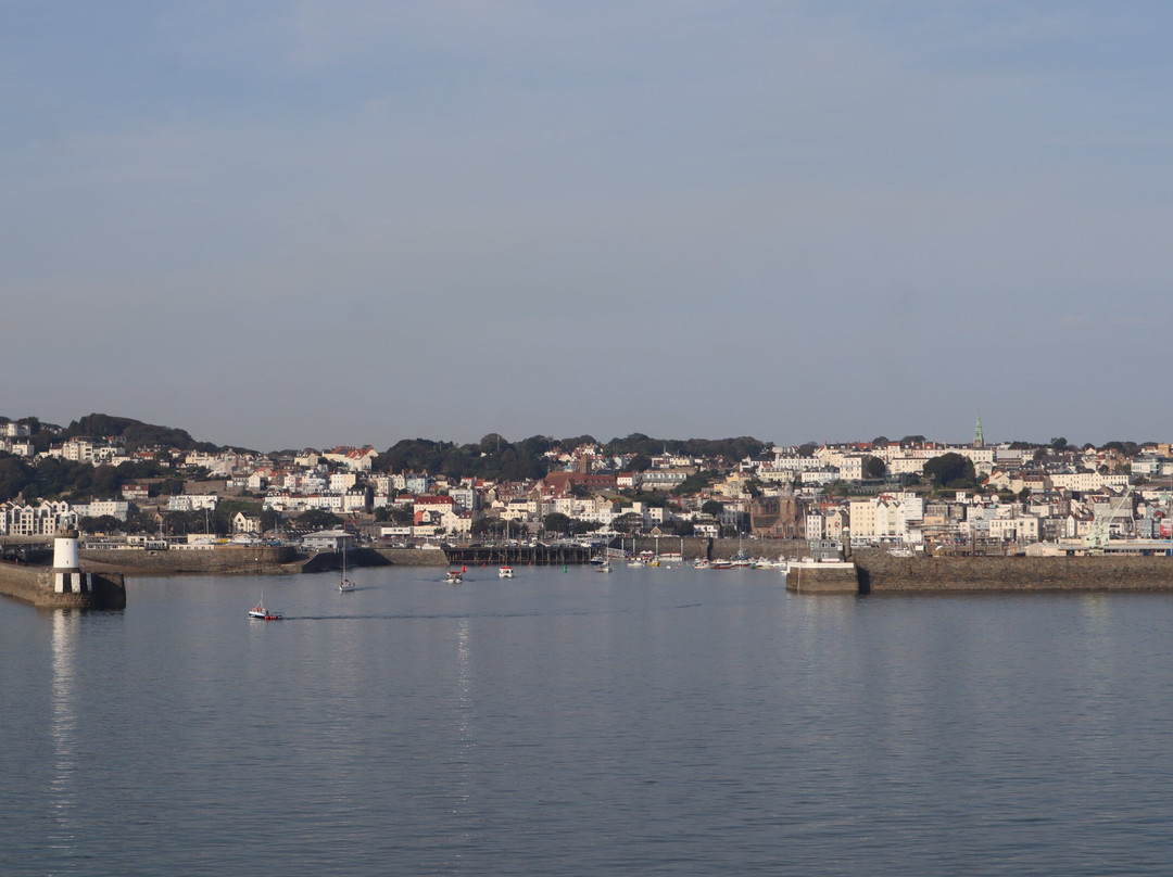 St Peters Port Harbour景点图片