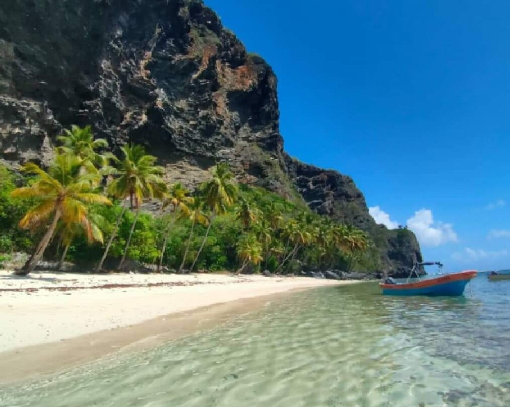 Playa Frontón-Las Galeras必去景点