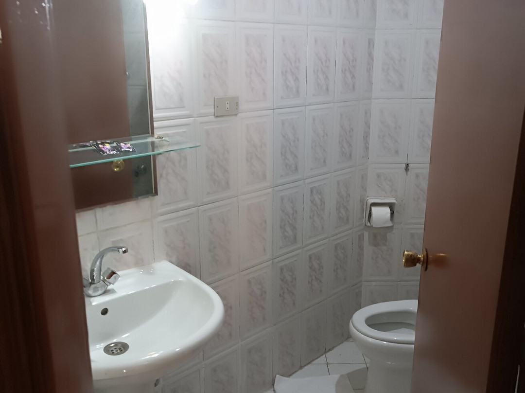 Gaddis Hotel Suites and Apartments主图