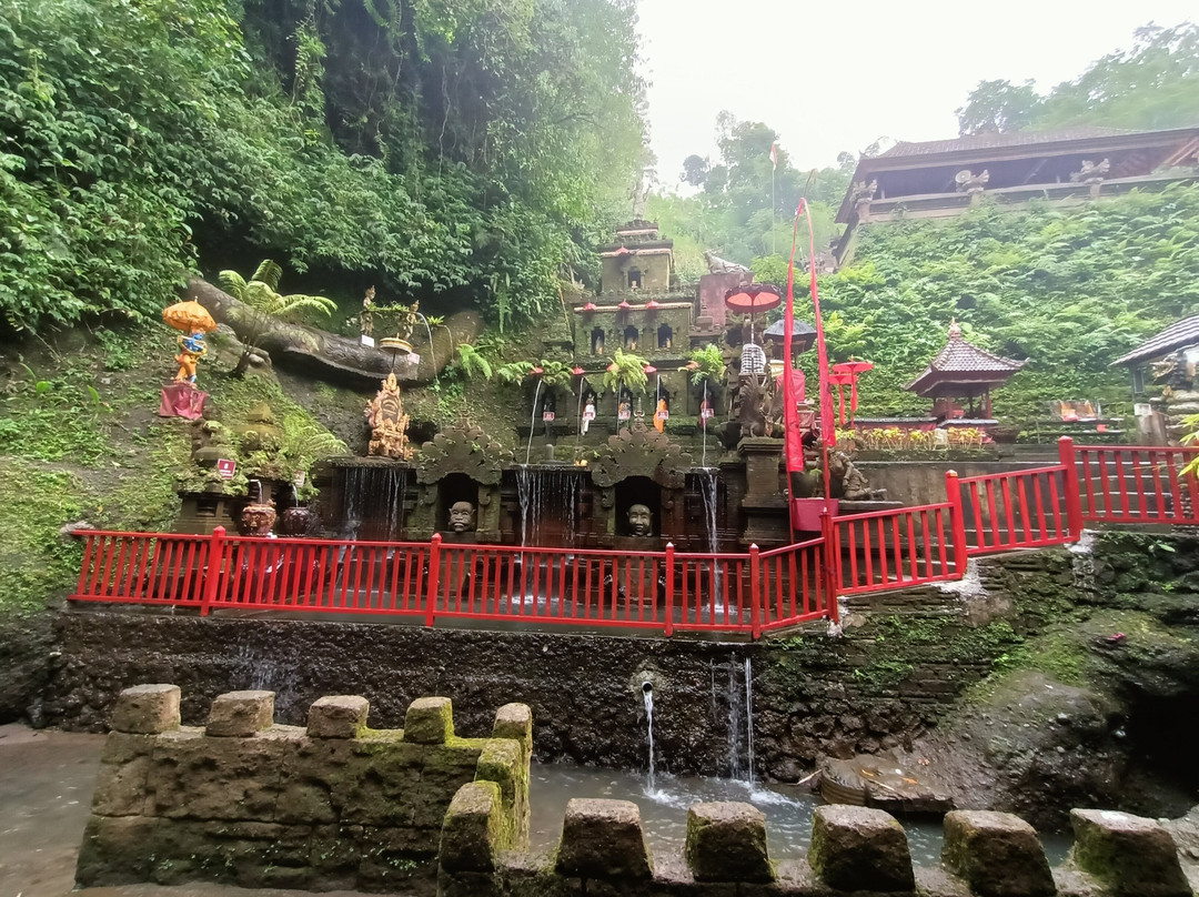 Taman Pecampuhan Sala Temple