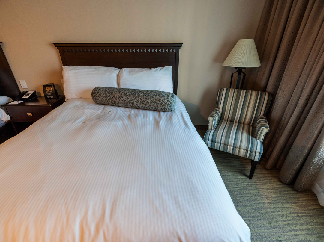 Coast Burbank Hotel主图