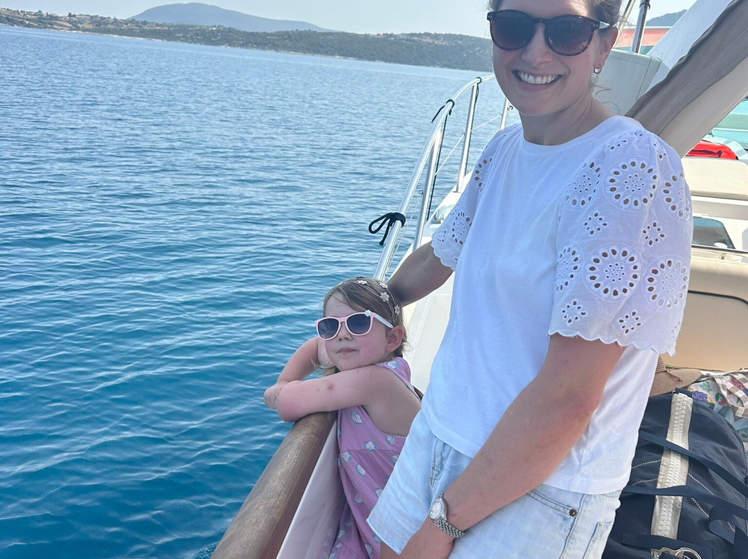 Starboard Charter-Nikiana必去景点