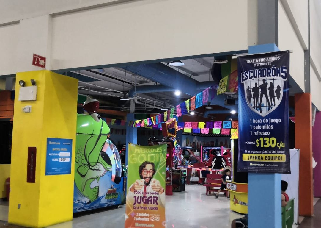 Happyland - Plaza Bella Acuña
