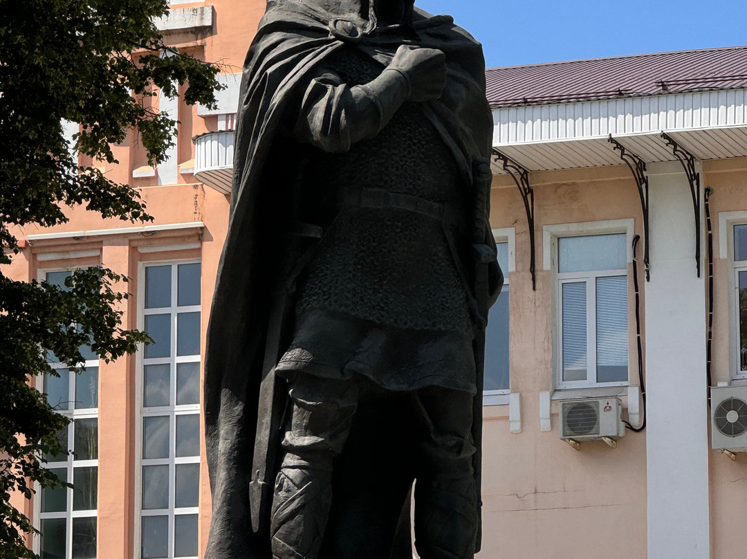 Monument to Prince Svyatoslav景点图片