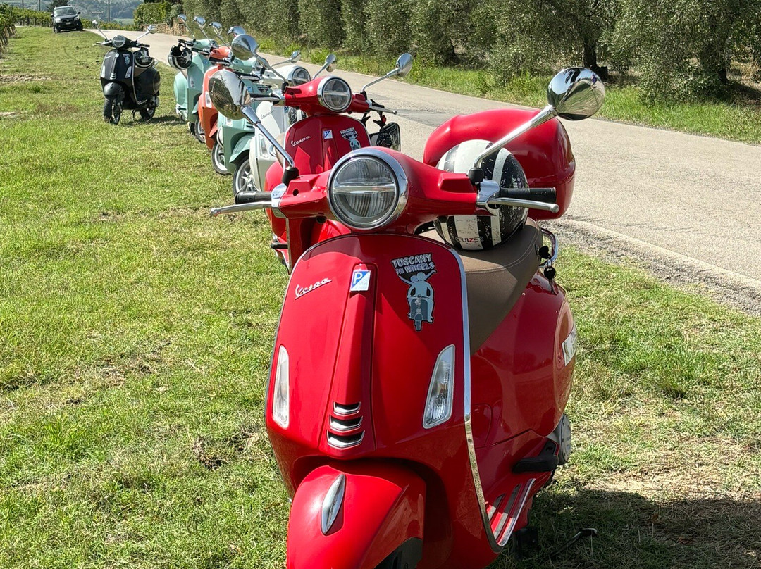 Tuscany on Wheels景点图片