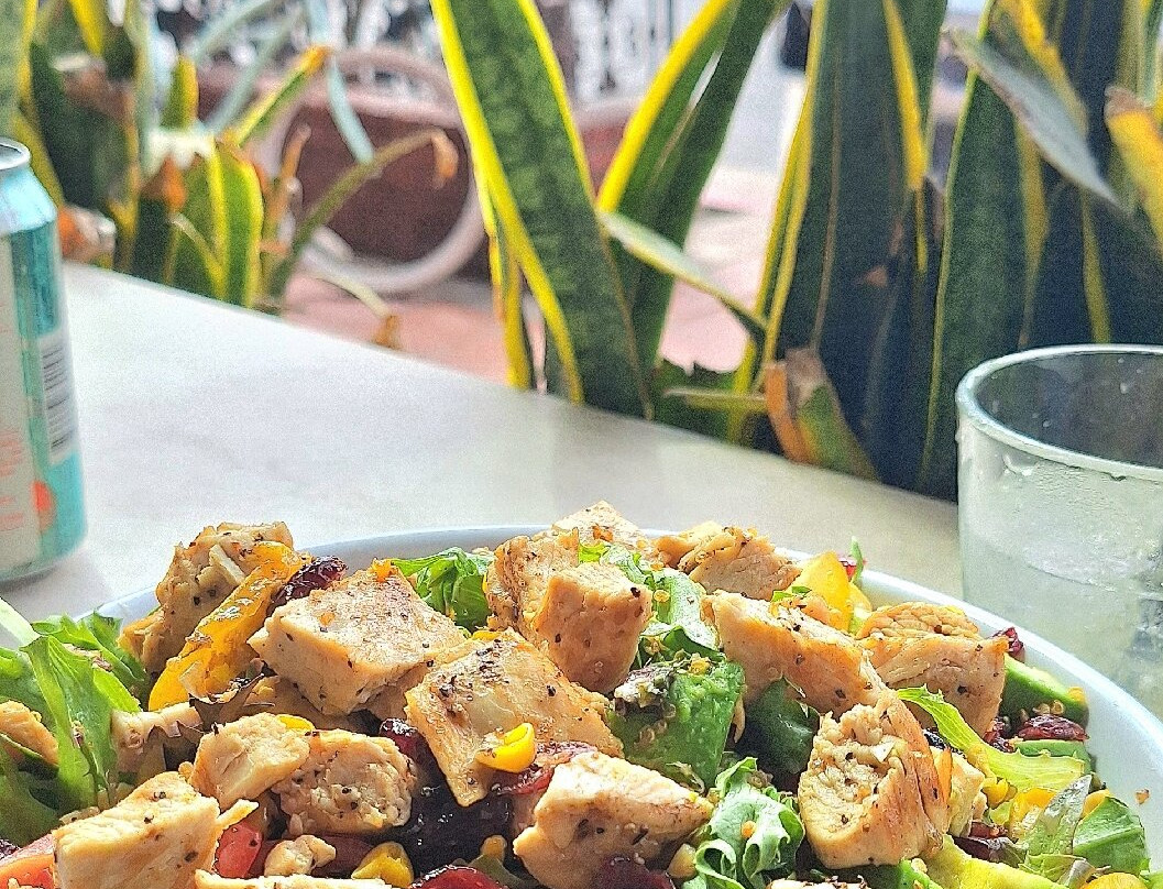 Newport Channel Inn主图