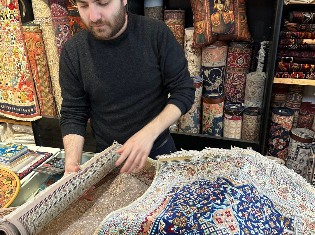 Shahmansouri Tappeti Persiani-维罗纳必去景点