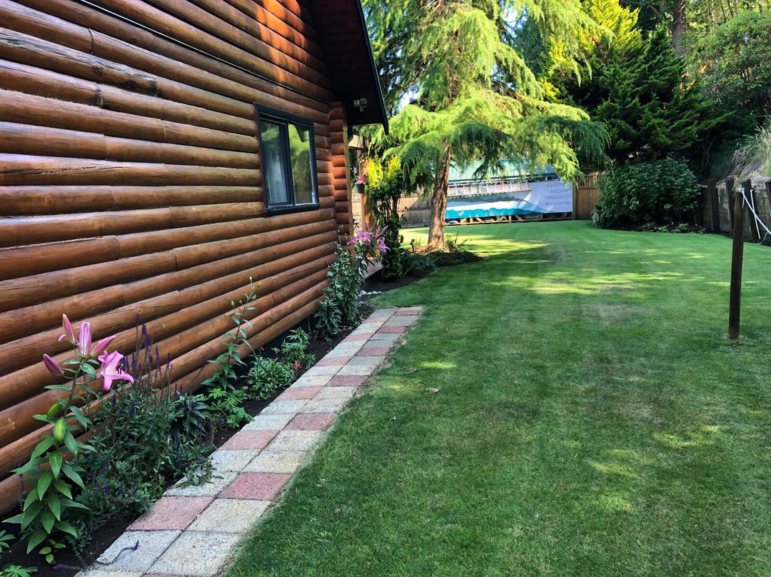 Qualicum Breeze Beach Resort主图