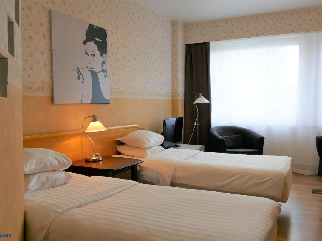 Linnanpiha Bed & Breakfast