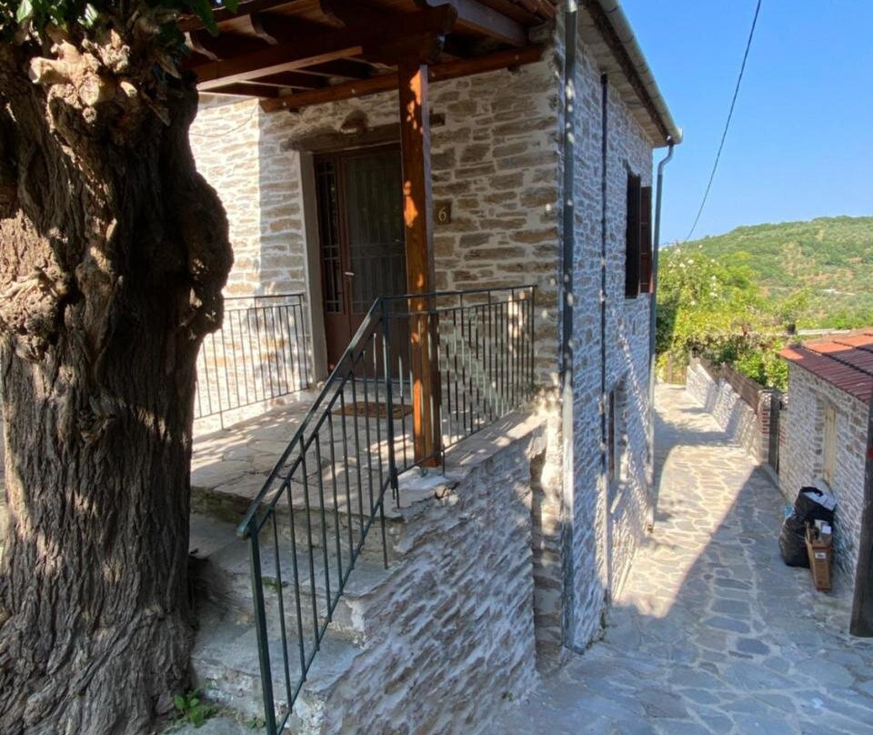 Xinovrissi Apartments