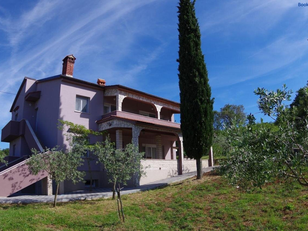 Apartments Nikolina