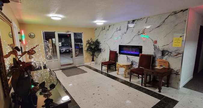 Faust酒店住宿-Grizzly Motel