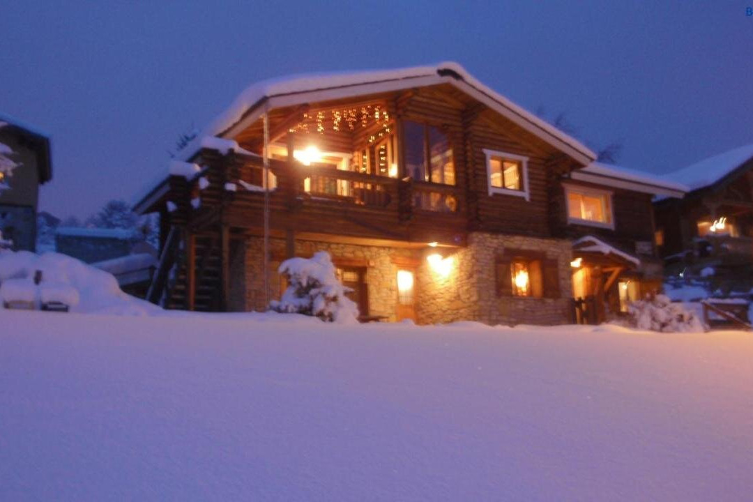 丹斯小木屋公寓酒店
