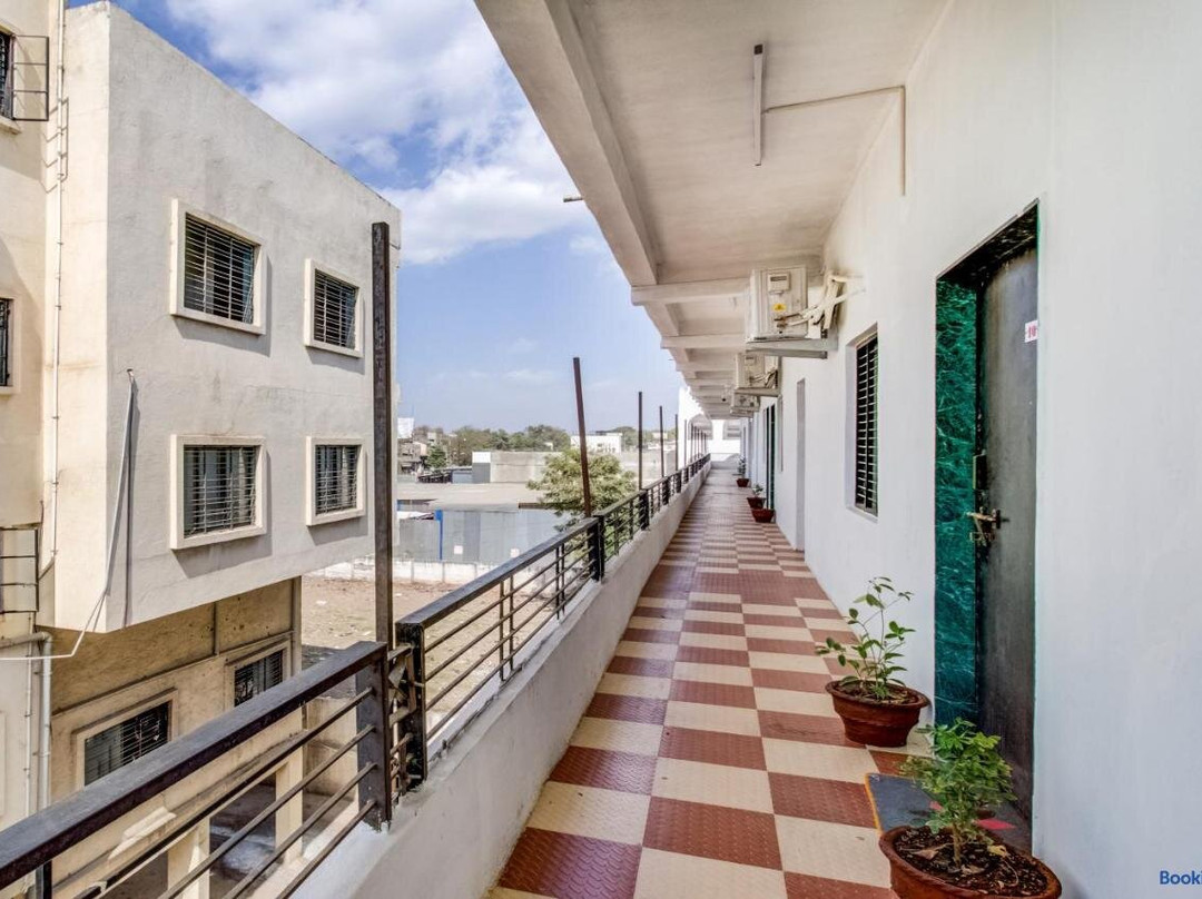 OYO 70104 Hotel 80 City Center