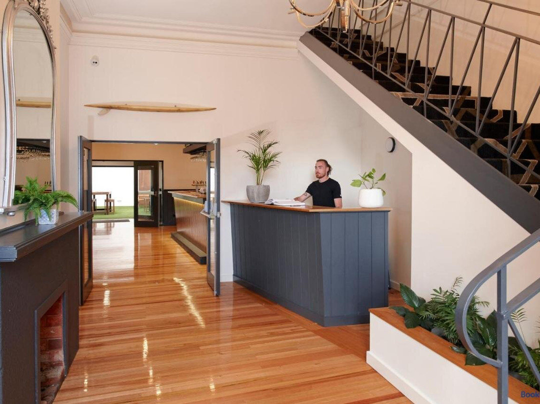 Invermay酒店住宿-Sports Garden Hotel