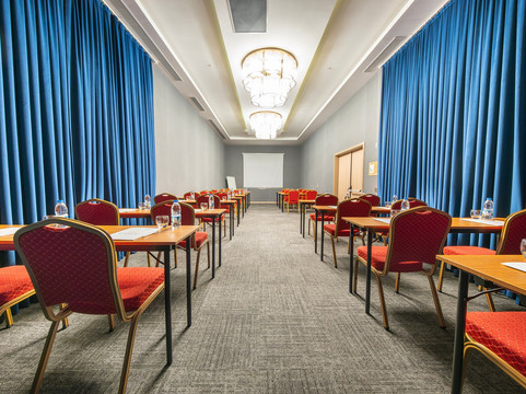 Best Western Plus Center Hotel主图