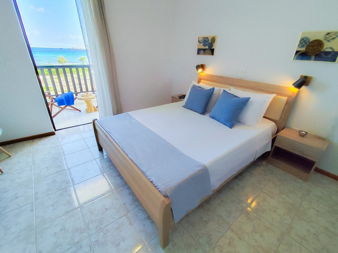 Porto Diakofti主图