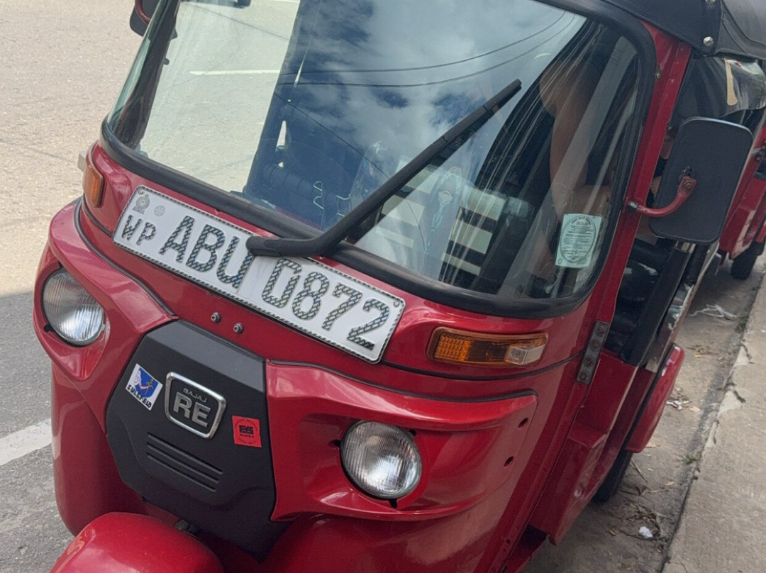 Tuk Tuk Rental Negombo景点图片