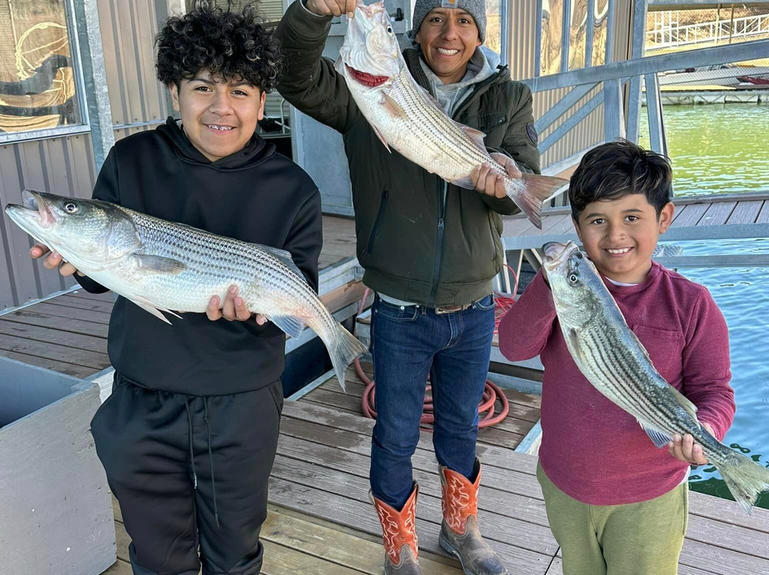 Guaranteed Guide Service Lake Texoma-Pottsboro必去景点