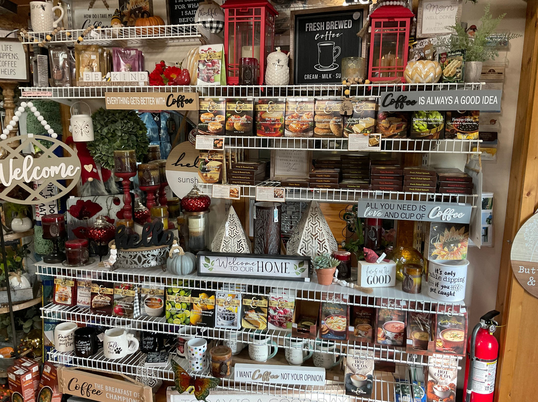 A Unique Boutique Llc - Gift Shop-Marion必去景点