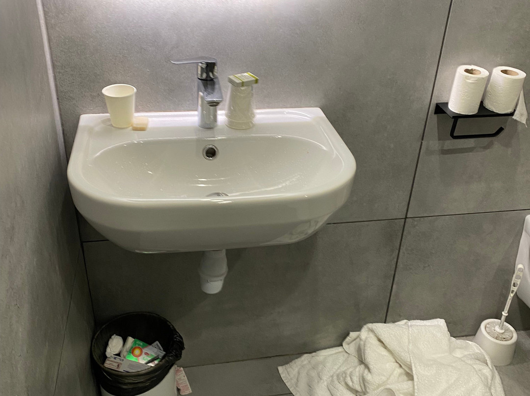 红色福克斯酒店主图
