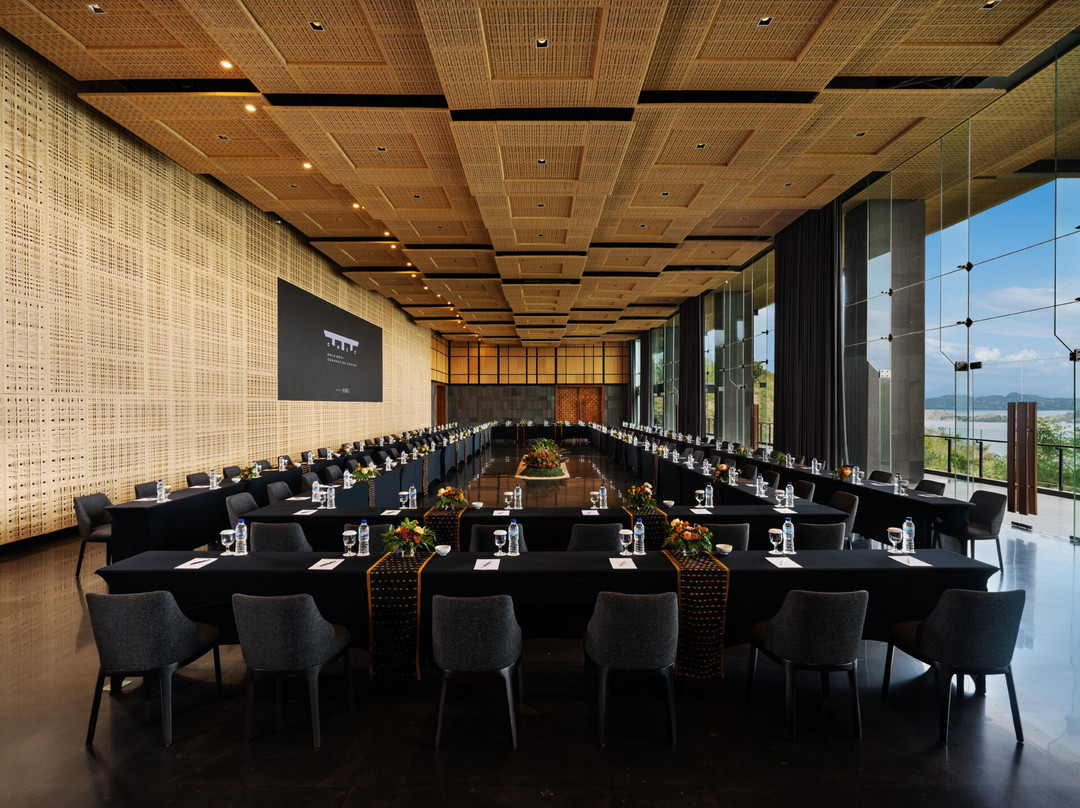 Golo Mori Convention Center-Labuan Bajo必去景点