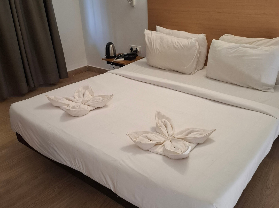 Oceans 7 Ashwem主图