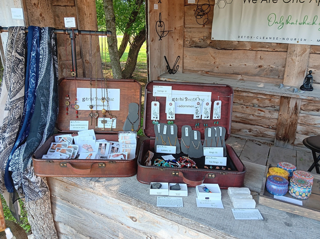 Arnes Farmers Market-基米尼必去景点