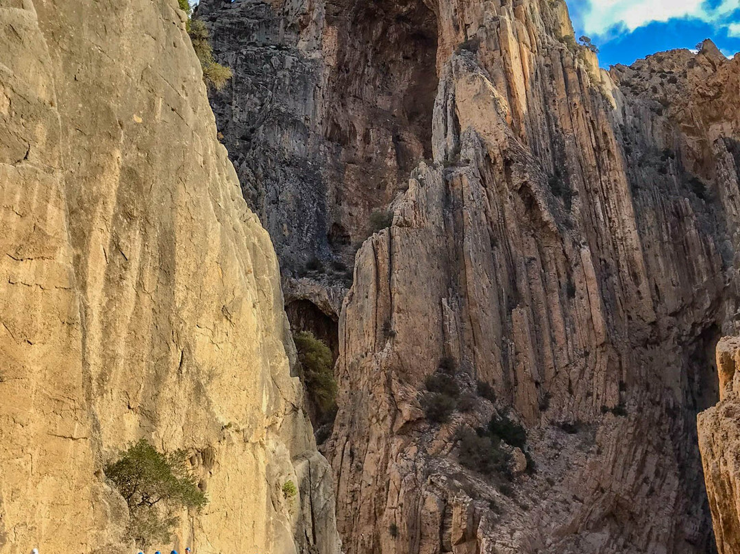Tajo De Las Tres Cruces-El Chorro必去景点