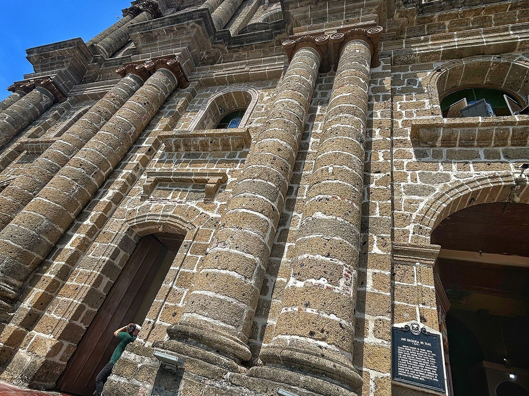 Basilica of St. Martin de Tours景点图片