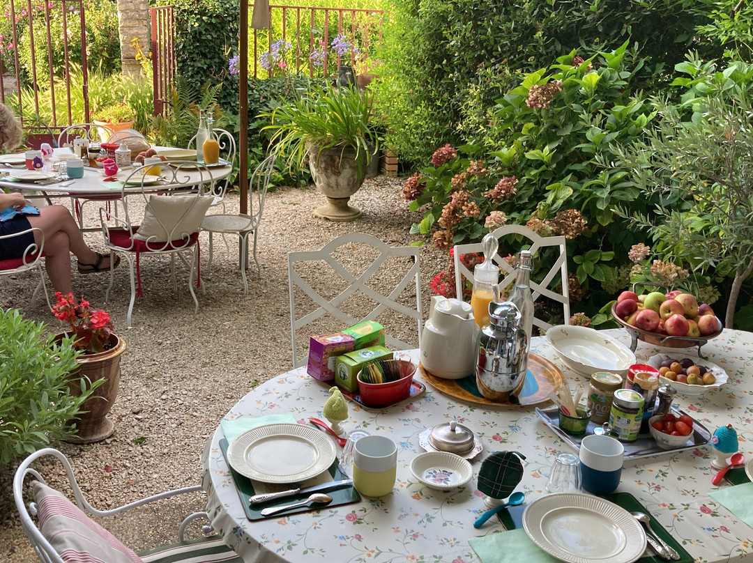 Jan's Place in Burgundy主图