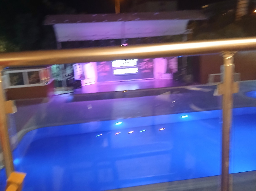 Opia Hotel主图