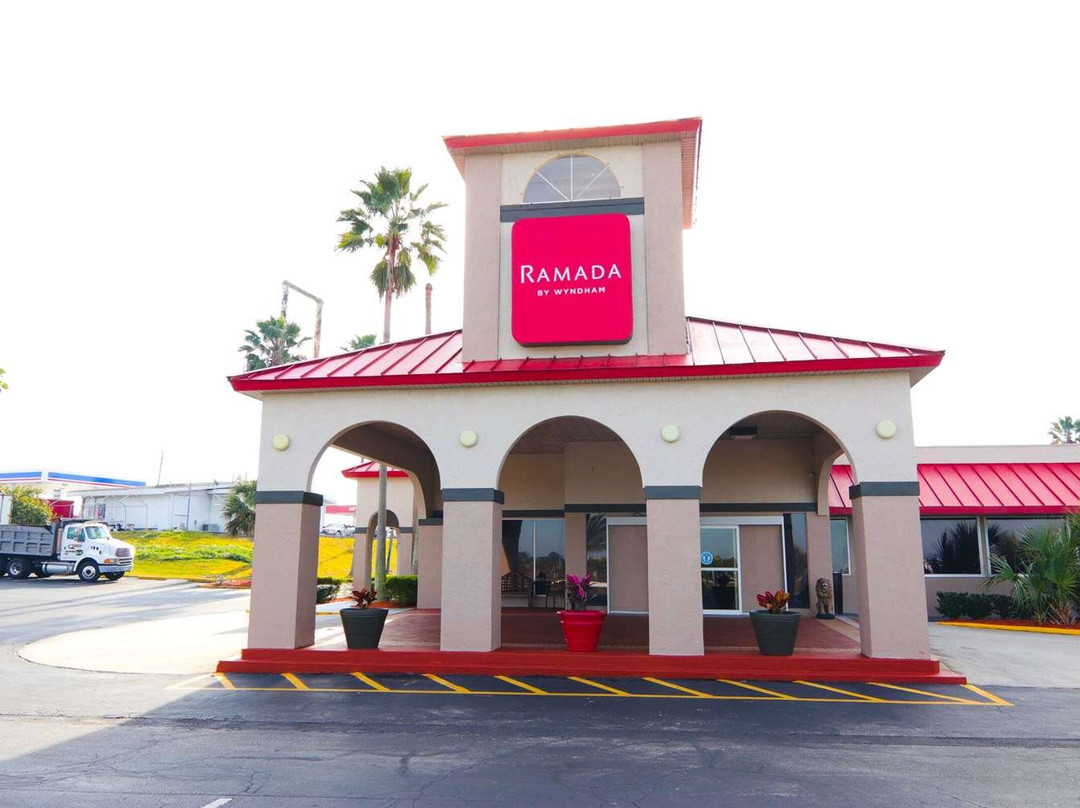 南奥兰多达文波特华美达旅馆