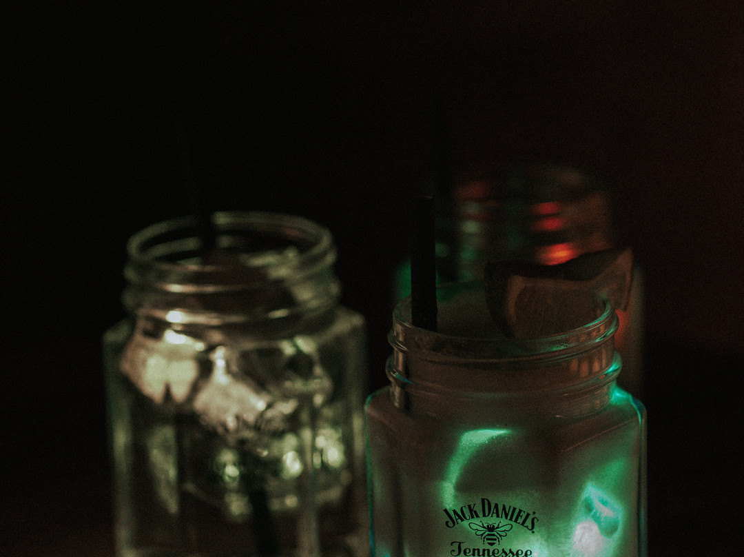 Nepatinka Neik - Spanish Pub