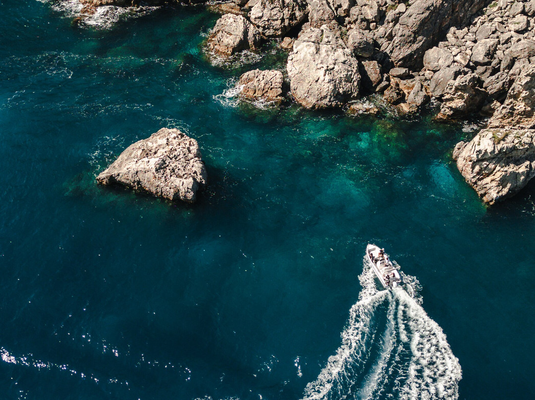 Corfu High Seas Boat Rental & Cruises-Palaiokastritsa必去景点